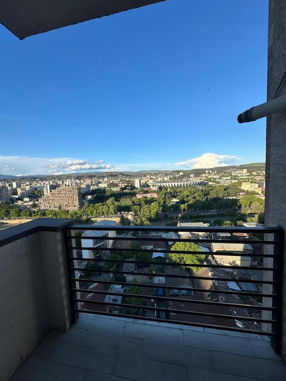 Apartment In The Center Tbilisi Exteriör bild