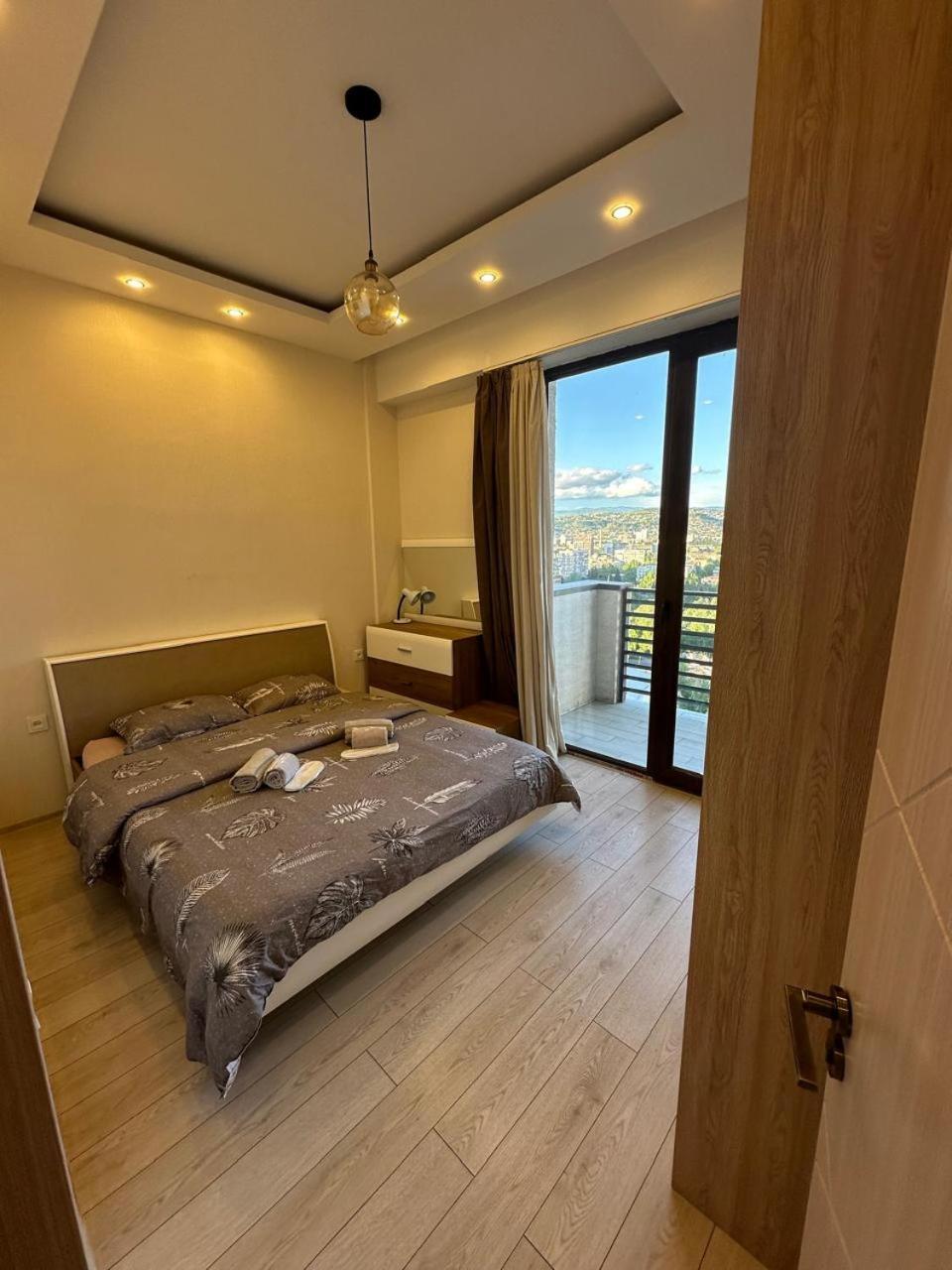 Apartment In The Center Tbilisi Exteriör bild
